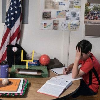 b10-img.jpg Studying